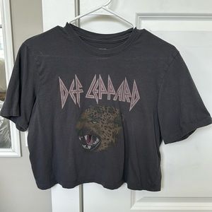 Abercrombie Cropped Graphic Tee